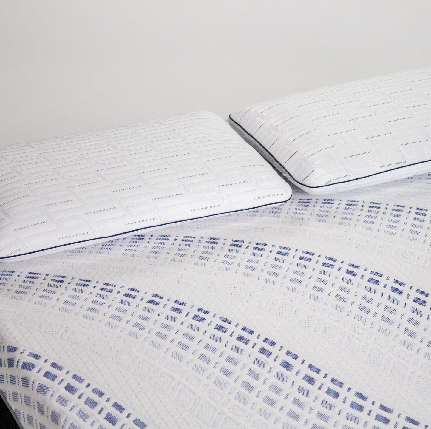 DreamSense Haven Hybrid Mattress